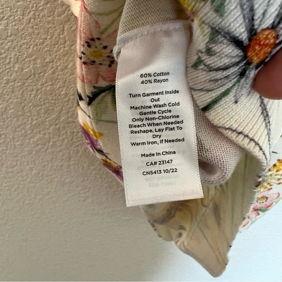 Talbots Cream Floral Print Knit Blouse- size 1X - Picture 9 of 11